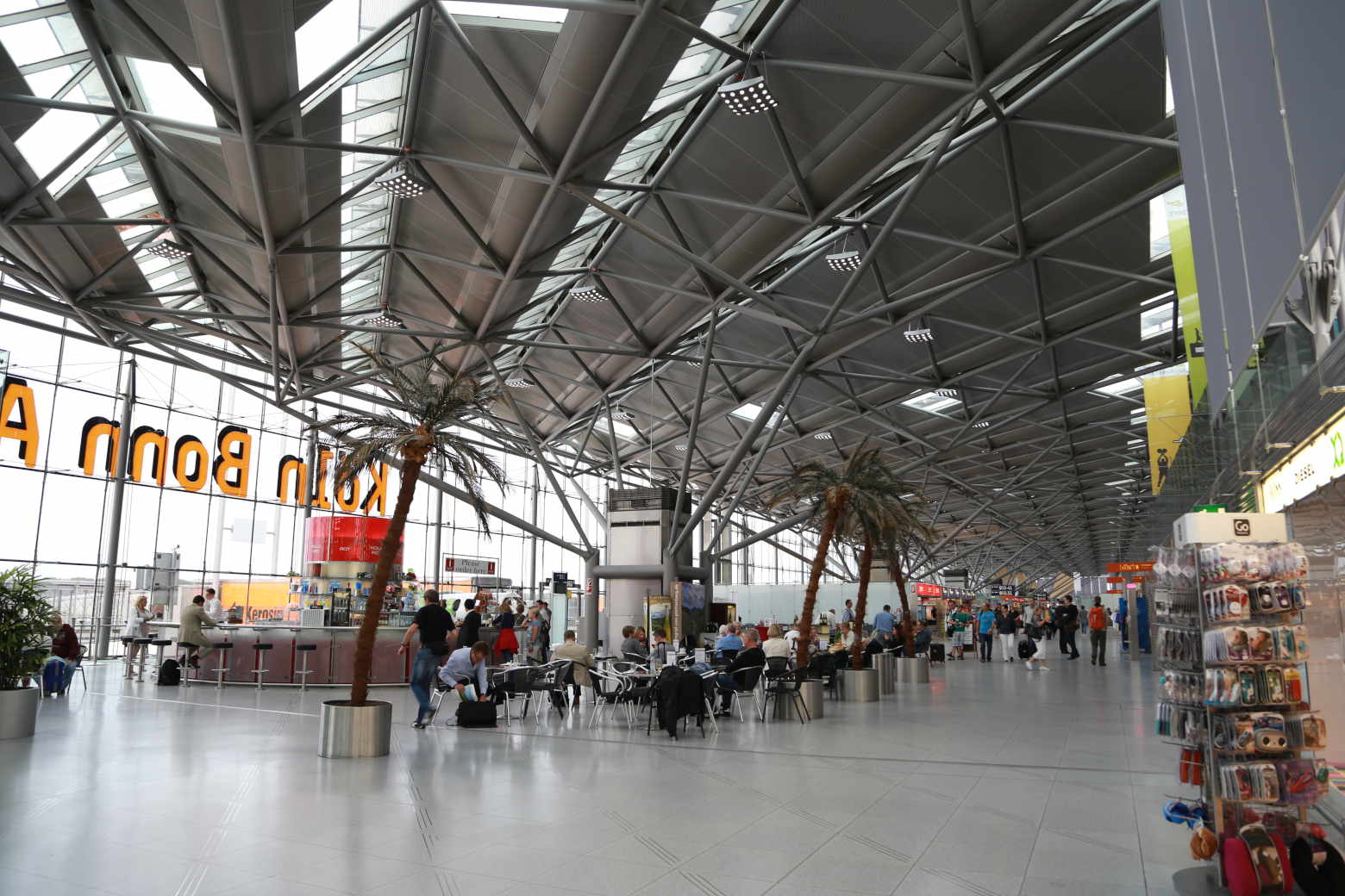 Sicherheitsproblem legt Flughafen Köln/Bonn zeitweise lahm